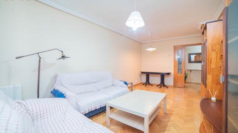 Photo 2 of Flat for sale in Calle de Fuendetodos, El Arroyo - La Fuente, Fuenlabrada