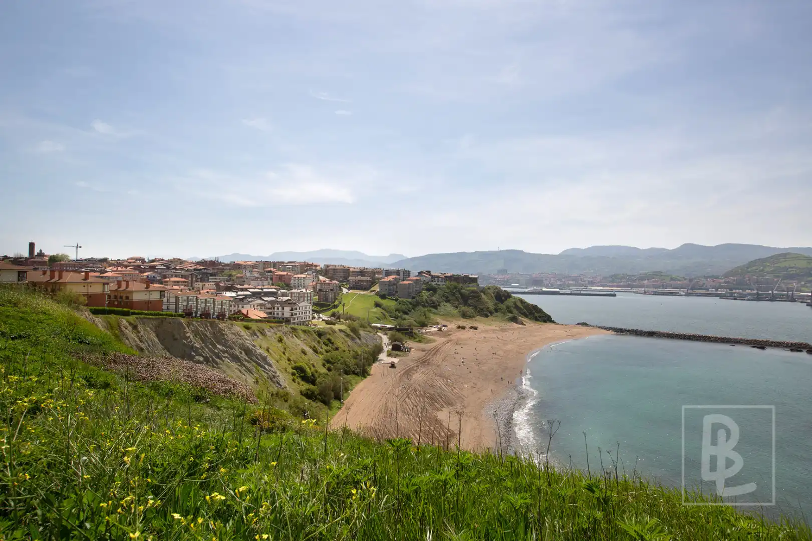 Vista exterior de Pis de lloguer en Getxo  amb Calefacció, Forn i Rentadora