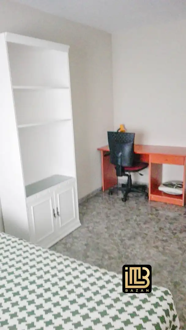 Flat for share in Málaga  with Air Conditioner, Furnished and Oven