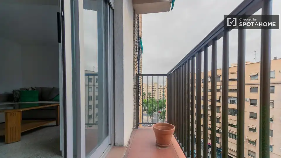 Terraza de Piso de alquiler en Valencia con Aire acondicionado, Calefacción y Amueblado