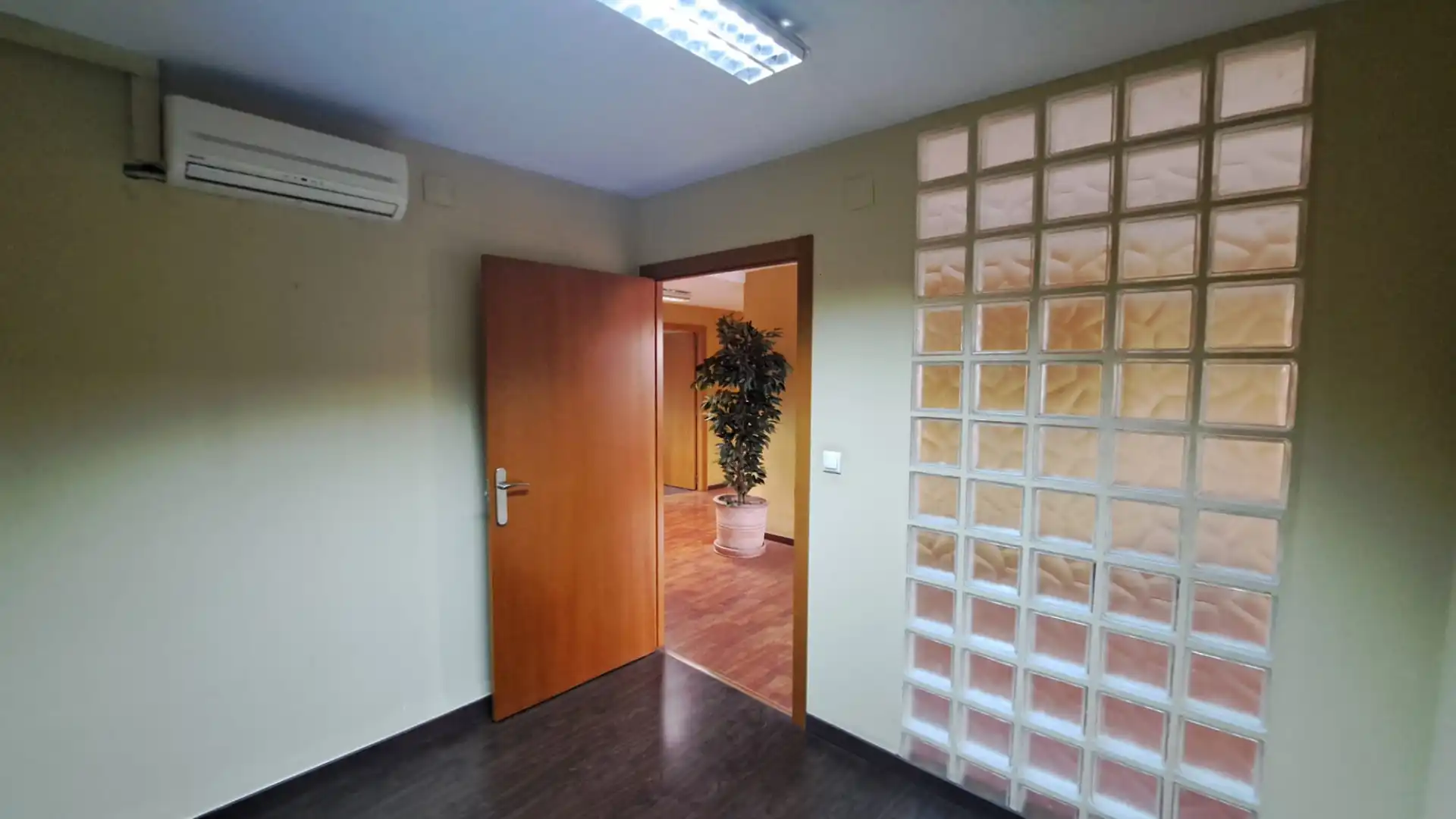Büro mit Aufzug zur Miete in Carrer de les Garrigues, imagen 21