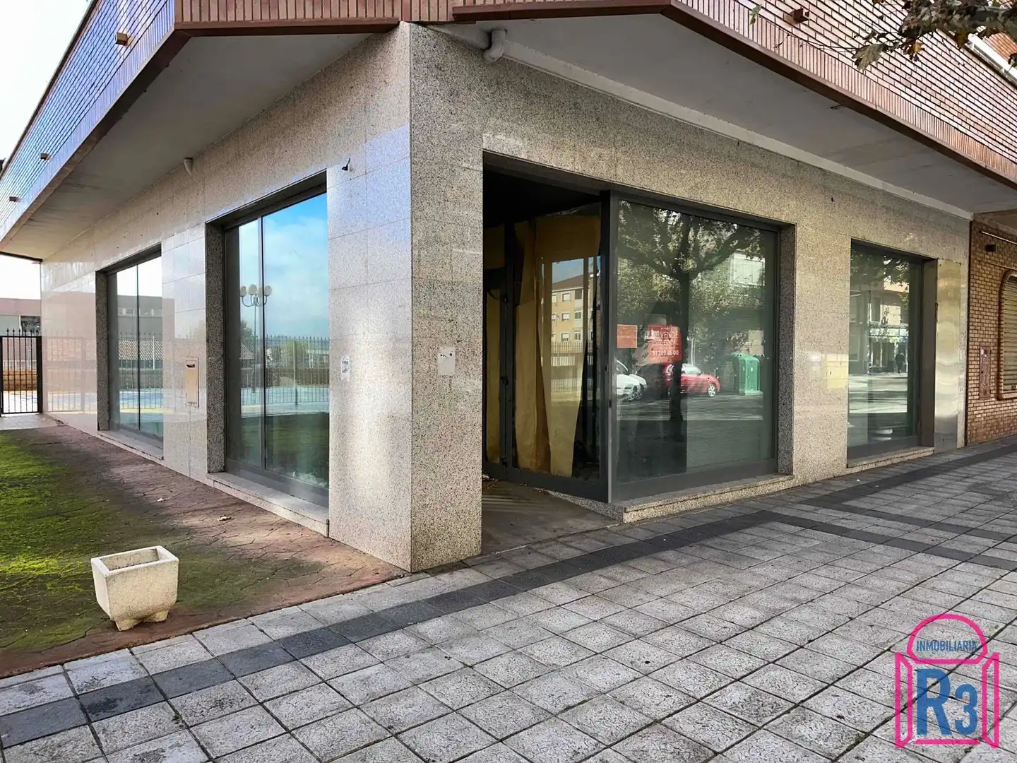 Local comercial en venda a Mariano Andrés
