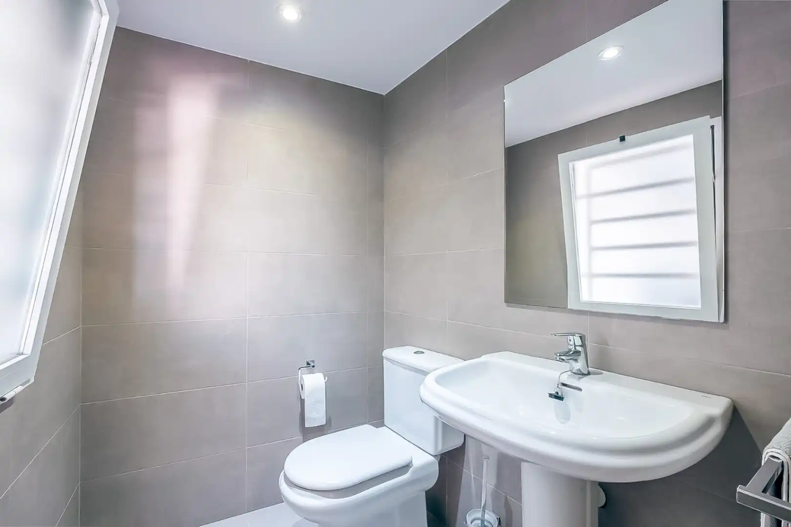 Baño de Casa o chalet en venta en L'Alfàs del Pi con Aire acondicionado, Calefacción y Piscina