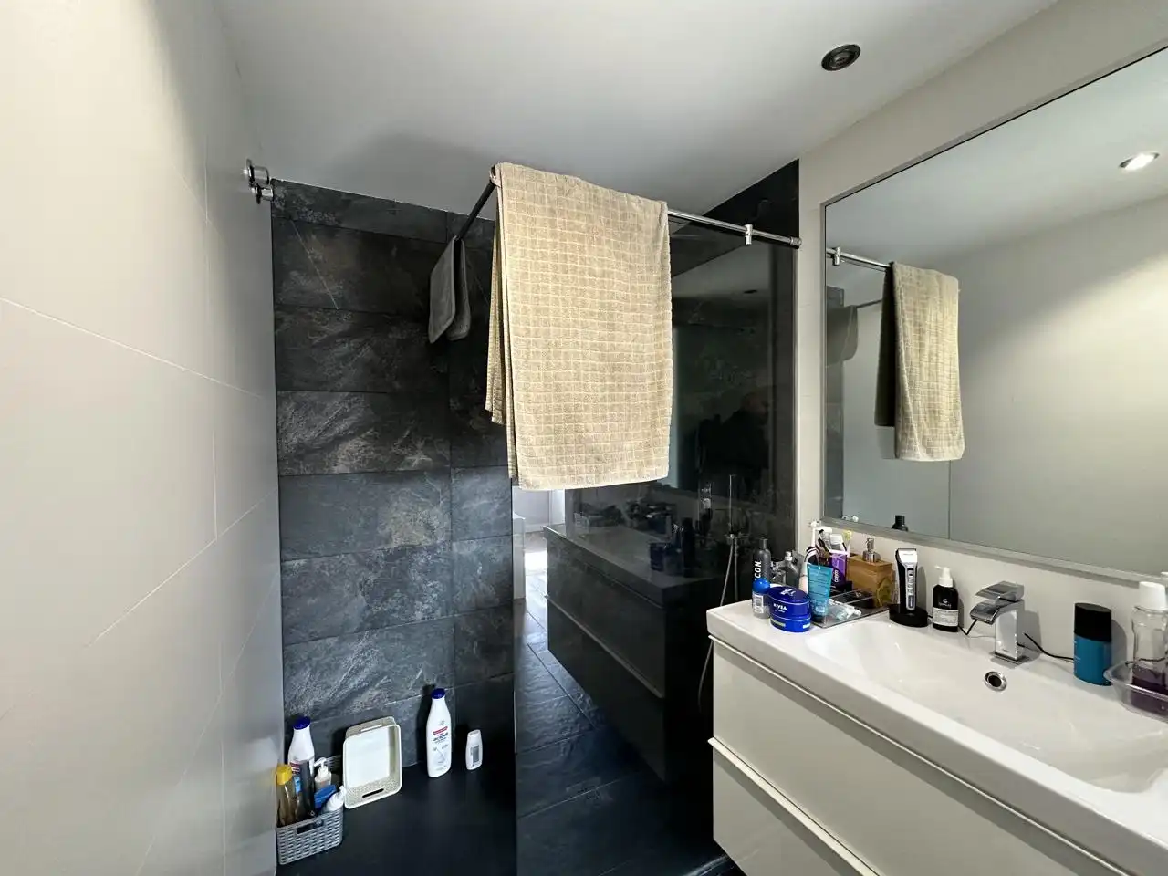 Bathroom of Flat for sale in Alicante / Alacant  with Air Conditioner, Parquet flooring and Storage room