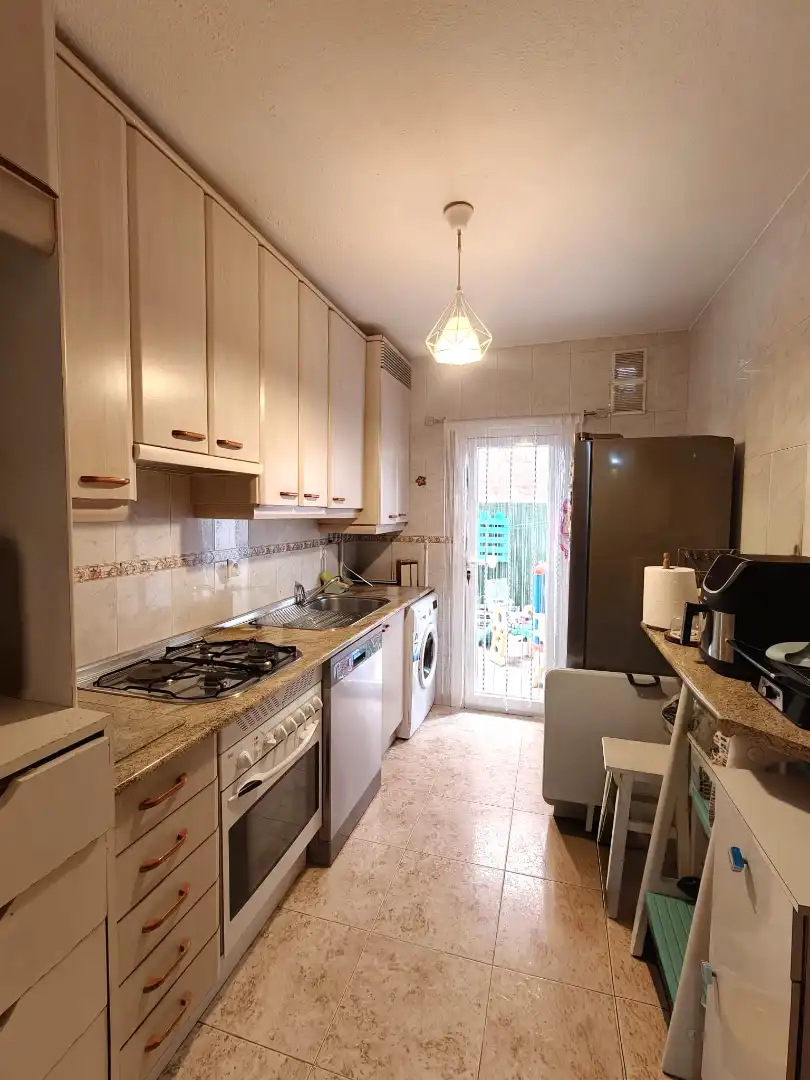 Cocina de Piso en venta en Fuenlabrada con Calefacción