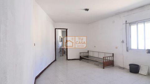 Foto 3 de Casa adosada en venta en Calle Sol, Talaván, Cáceres