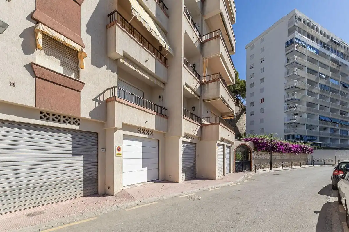 Vista exterior de Pis en venda en Almuñécar amb Terrassa i Traster
