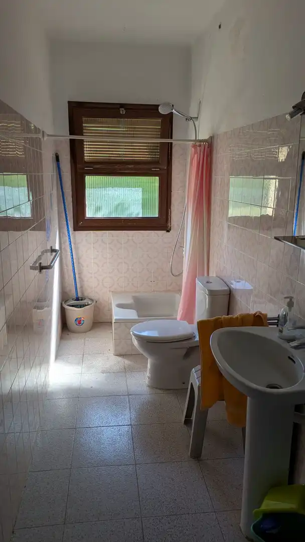 Bany de Casa o xalet en venda en Amer amb Calefacció, Jardí privat i Terrassa