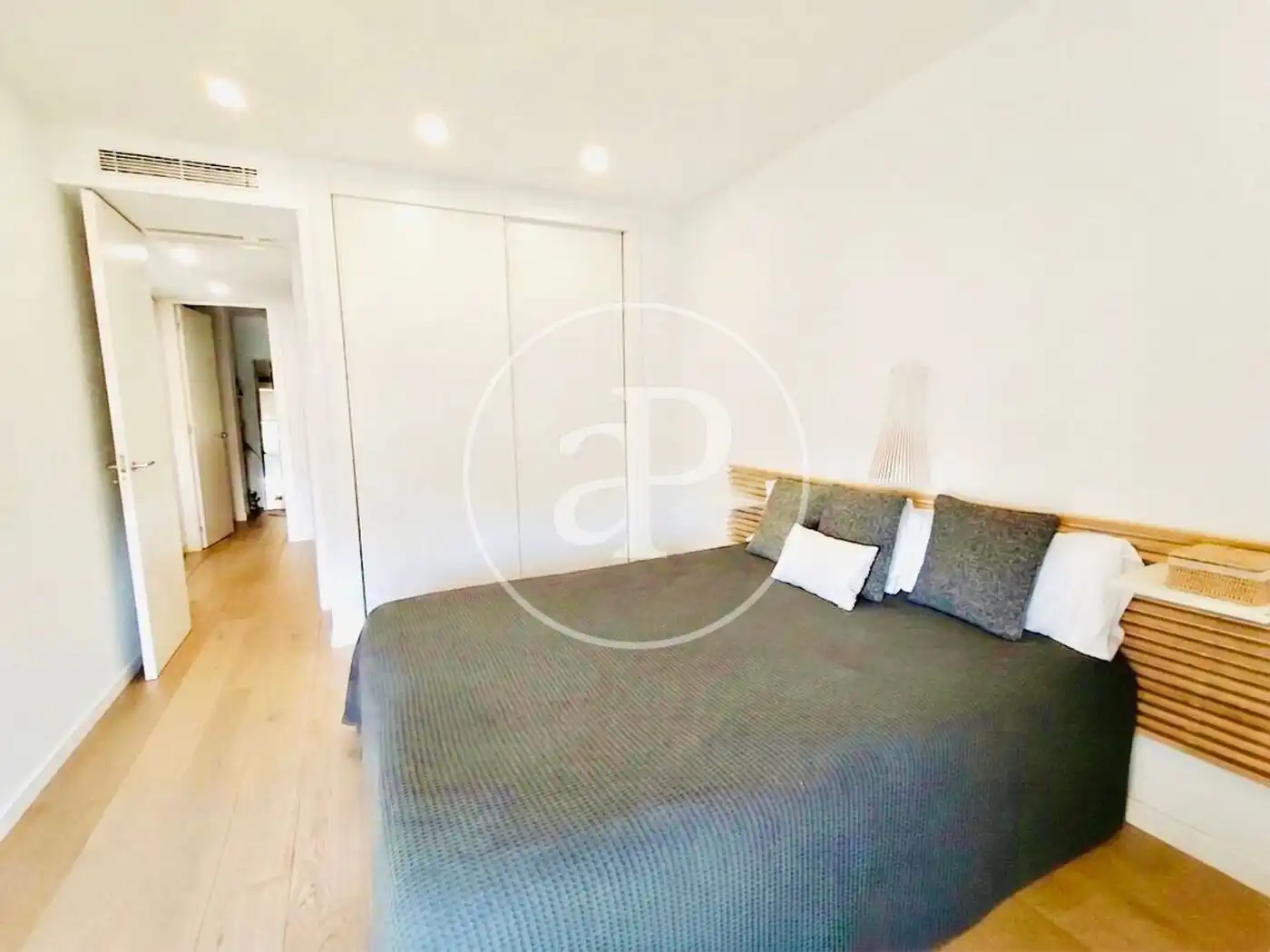 Bedroom of Flat for rent in Valencia  with Heating, Furnished and Balcony
