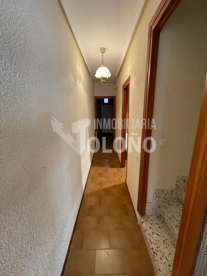 Haus oder Chalet zum Verkauf in Castañares de Rioja mit Terrasse und Abstellraum
