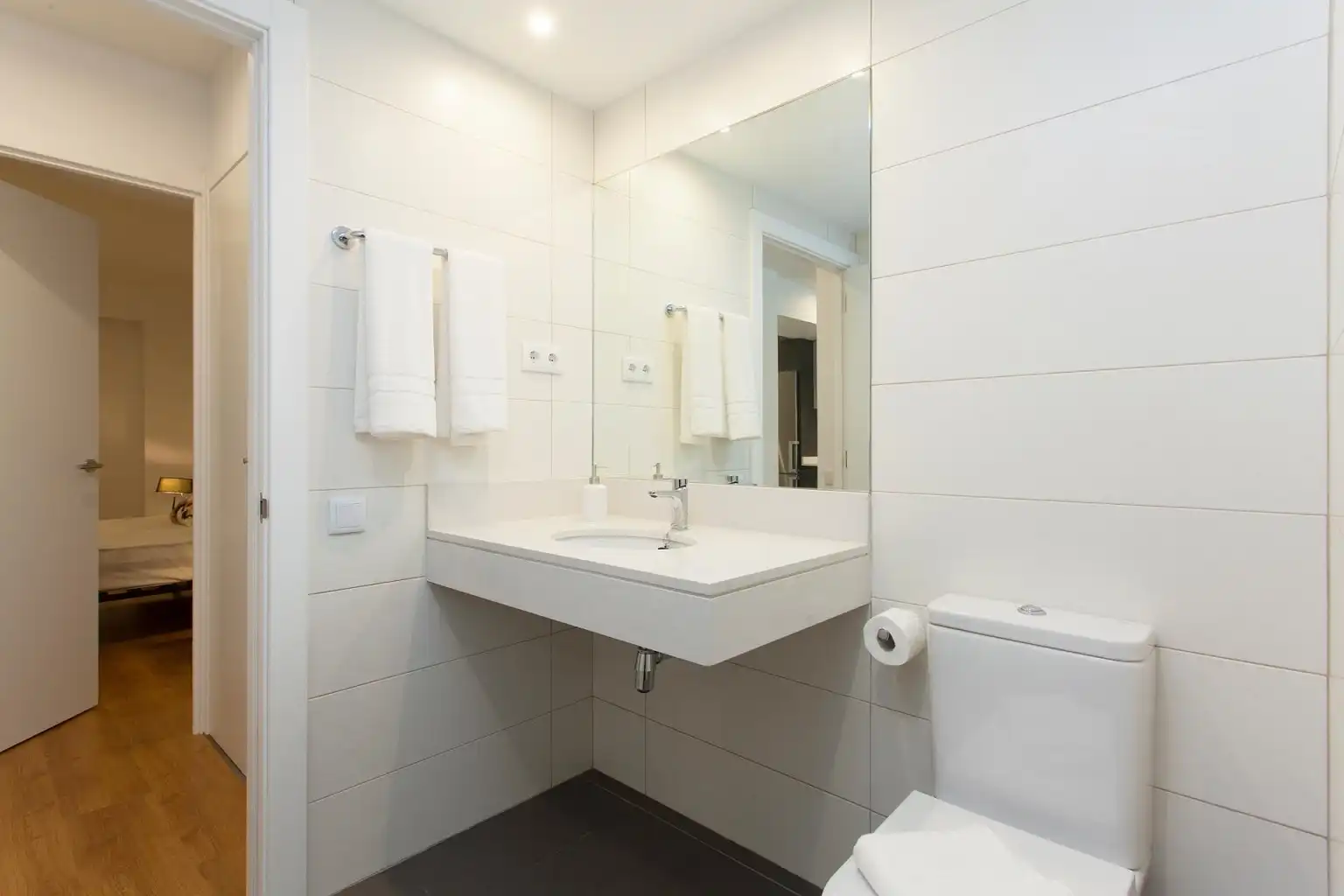 Bany de Apartament de lloguer en Alcalá de Henares amb Aire condicionat, Calefacció i Parquet