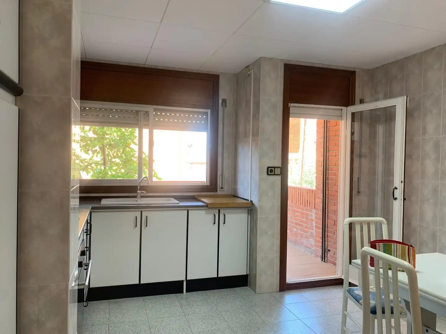 Flat with terrace to rent in Sant Andreu de la Barca, imagen 3