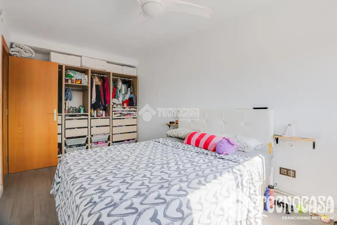 Bedroom of Flat for sale in Terrassa  with Heating and Balcony