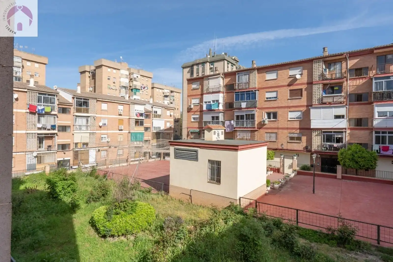 Exterior view of Flat for sale in Granada  with Air Conditioner, Heating and Terrace