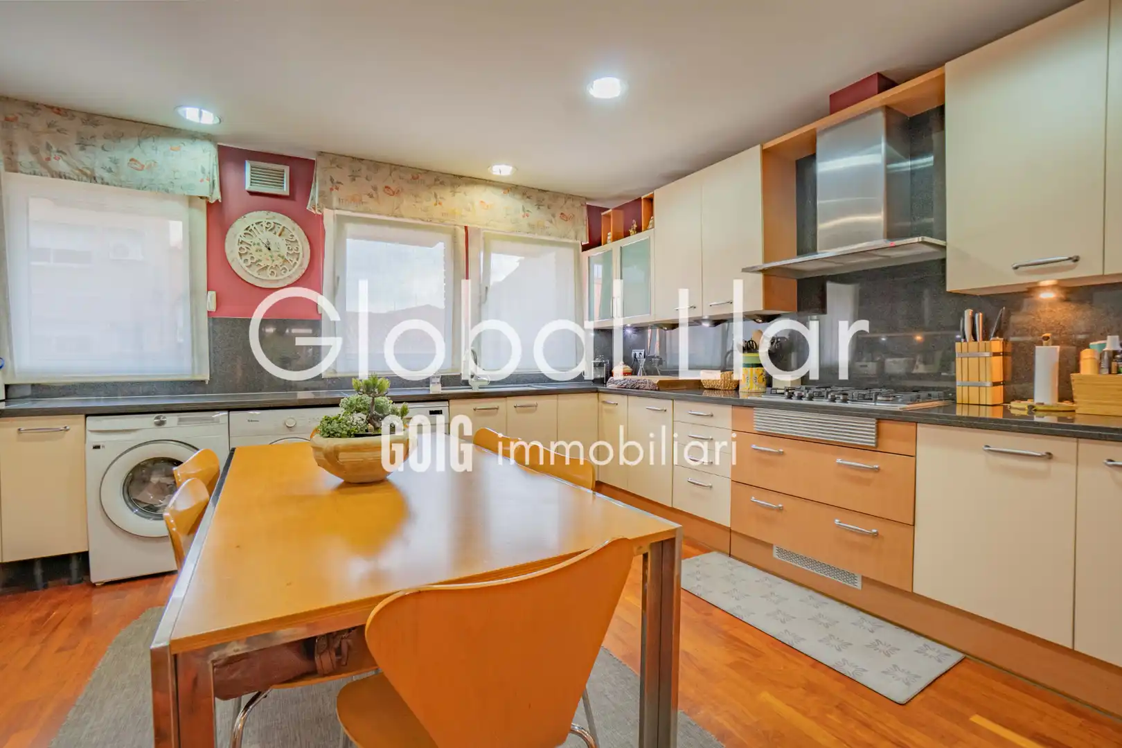 Detached homes for sale in Carrer de Joanot Martorell, Gràcia