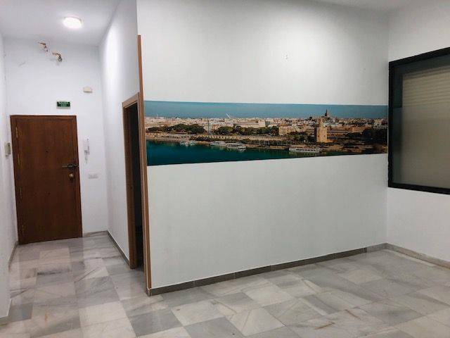 Oficina en Venta en Avenida Ronda de Pio XII, 1A en Cruz Roja