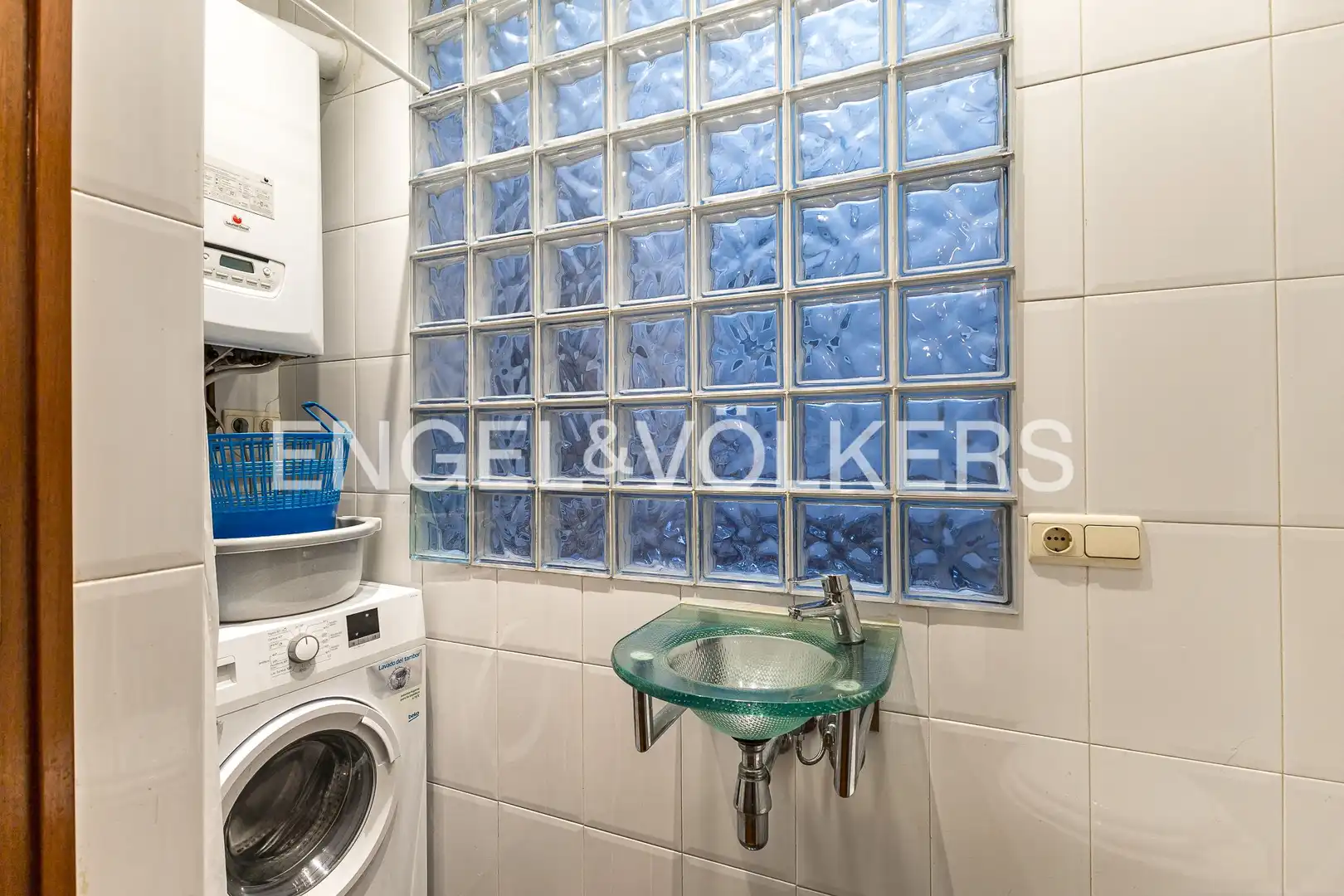 Cocina de Piso en venta en Barcelona con Calefacción, Amueblado y Balcón
