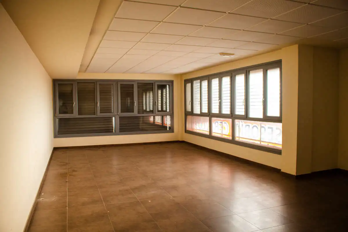 Bureau avec ascenseur à vendre à JASPE, imagen 5