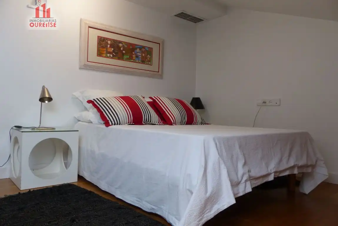 Bedroom of Flat for sale in Ourense Capital   with Air Conditioner, Storage room and Furnished