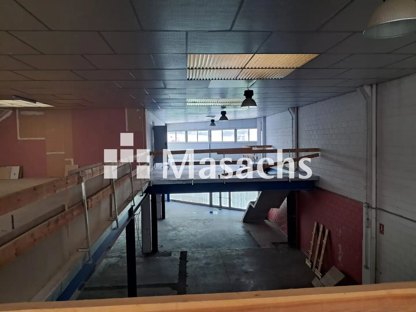Industrial buildings for rent in Girona