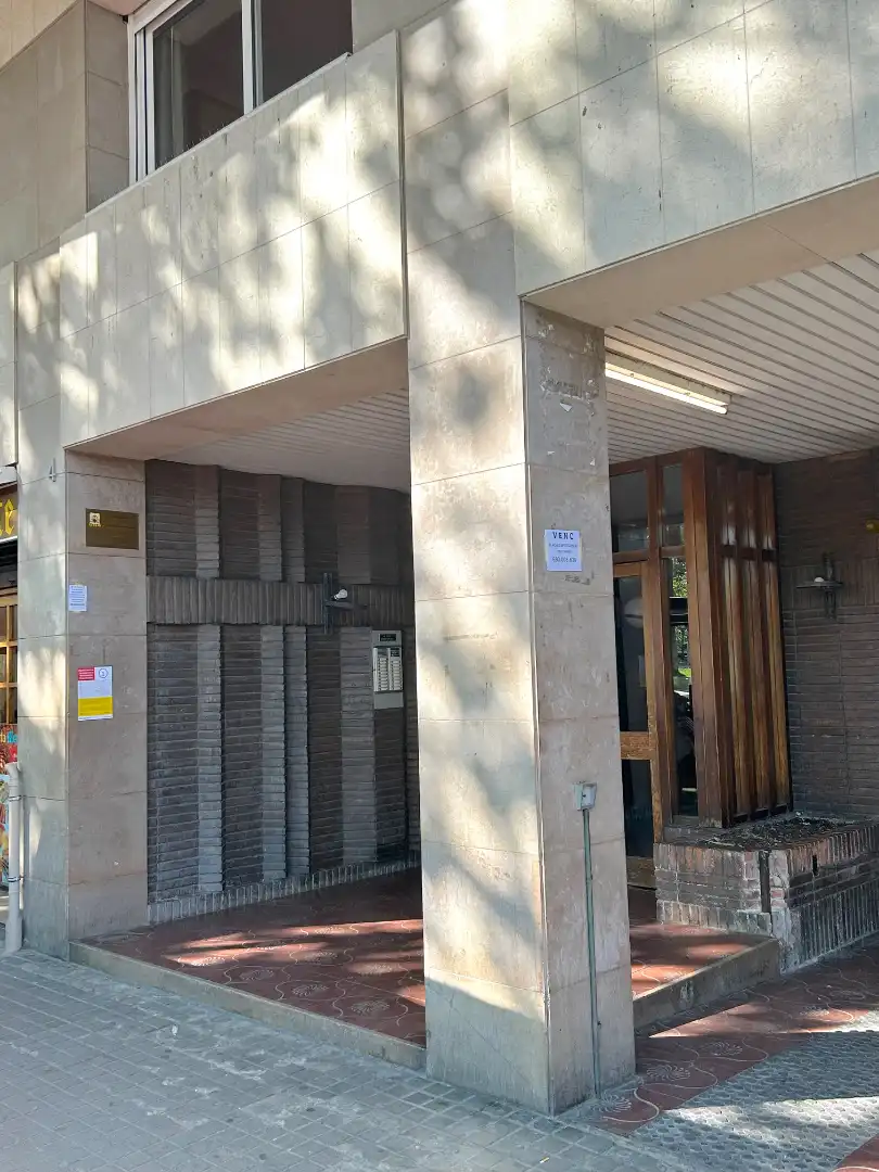 Individual amb ascensor en venda a Passeig de Lluís Companys 4, imagen 8