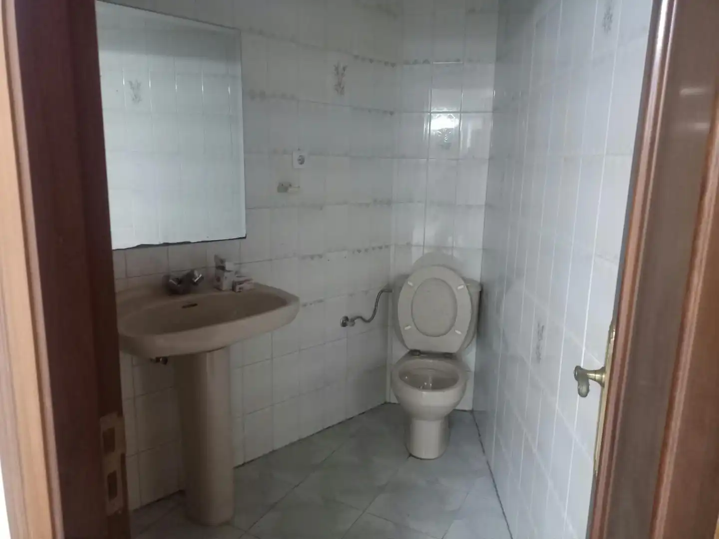 Bany de Local de lloguer en Llano
