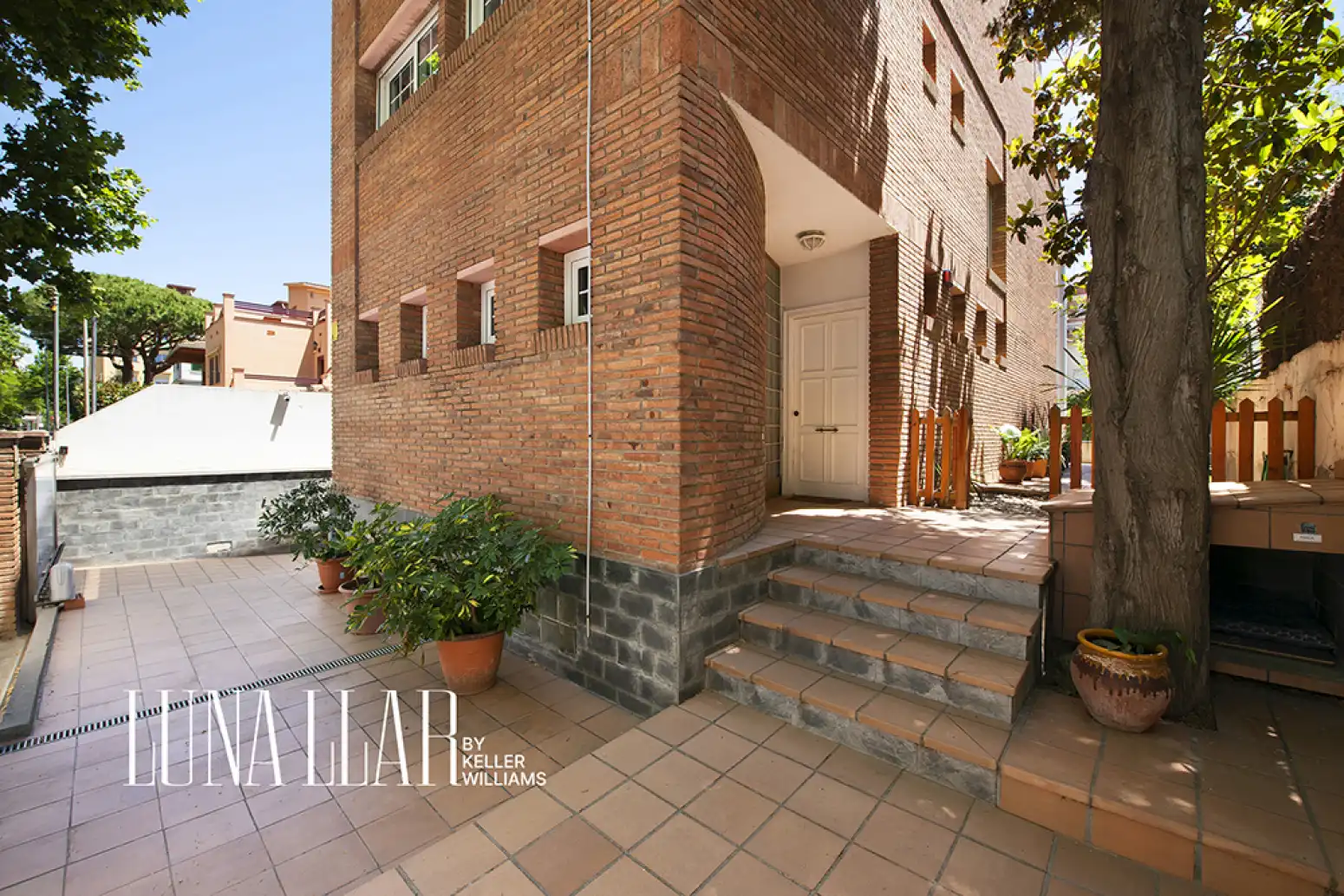 Exterior view of Houses for sale in Castelldefels  with Air Conditioner, Heating and Private garden