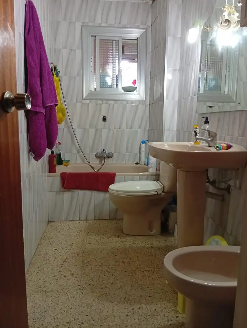 Baño de Piso en venta en Santa Perpètua de Mogoda con Balcón