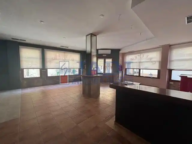 Local comercial en venta en Valdepeñas, imagen 5