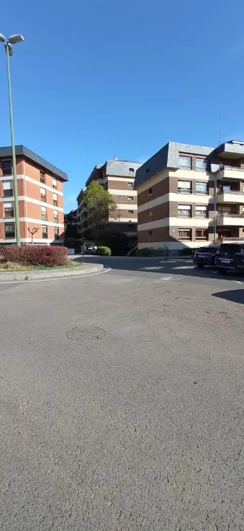 Parkplatz von Garage zum Verkauf in Getxo 
