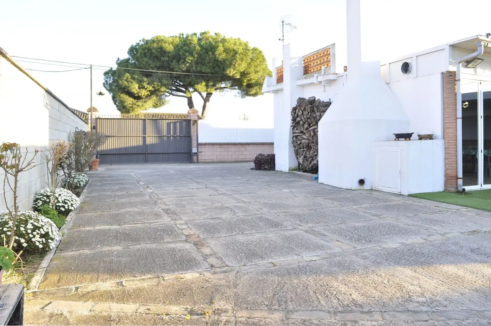 Exterior view of Houses for sale in Jerez de la Frontera  with Air Conditioner, Heating and Private garden