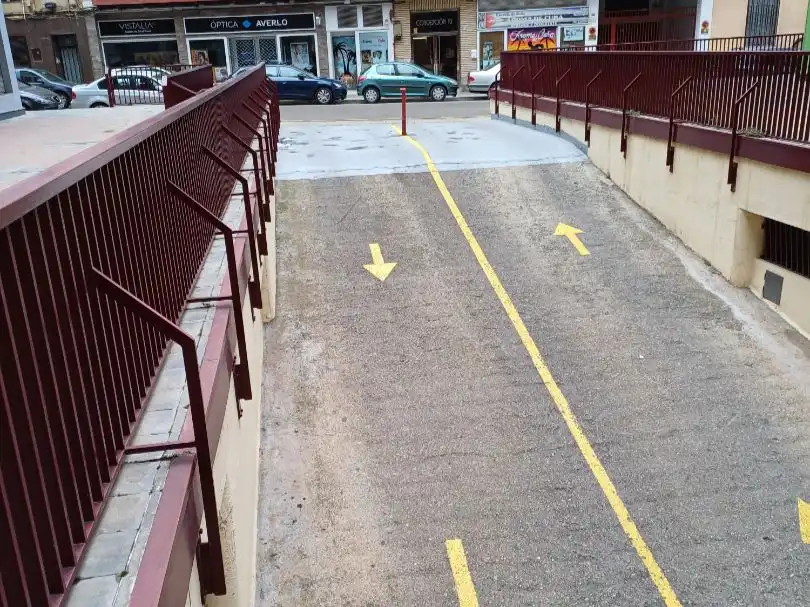 Parking de Garaje de alquiler en Zaragoza