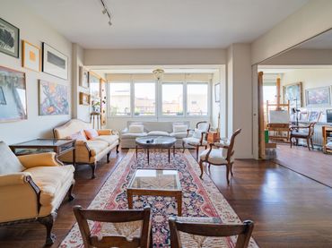 Flat with lift for sale in Chamberí