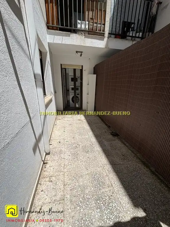 Vista exterior de Pis de lloguer en Salamanca amb Calefacció i Terrassa