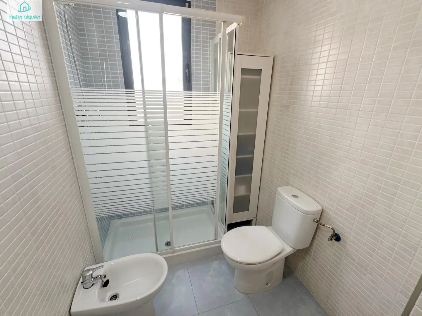 Bathroom of Apartments for rent in El Campello  with Air Conditioner, Heating and Private garden