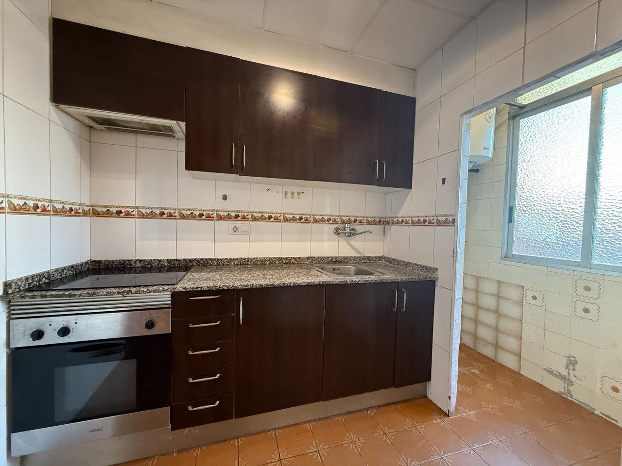Kitchen of Apartment for sale in La Vall d'Uixó