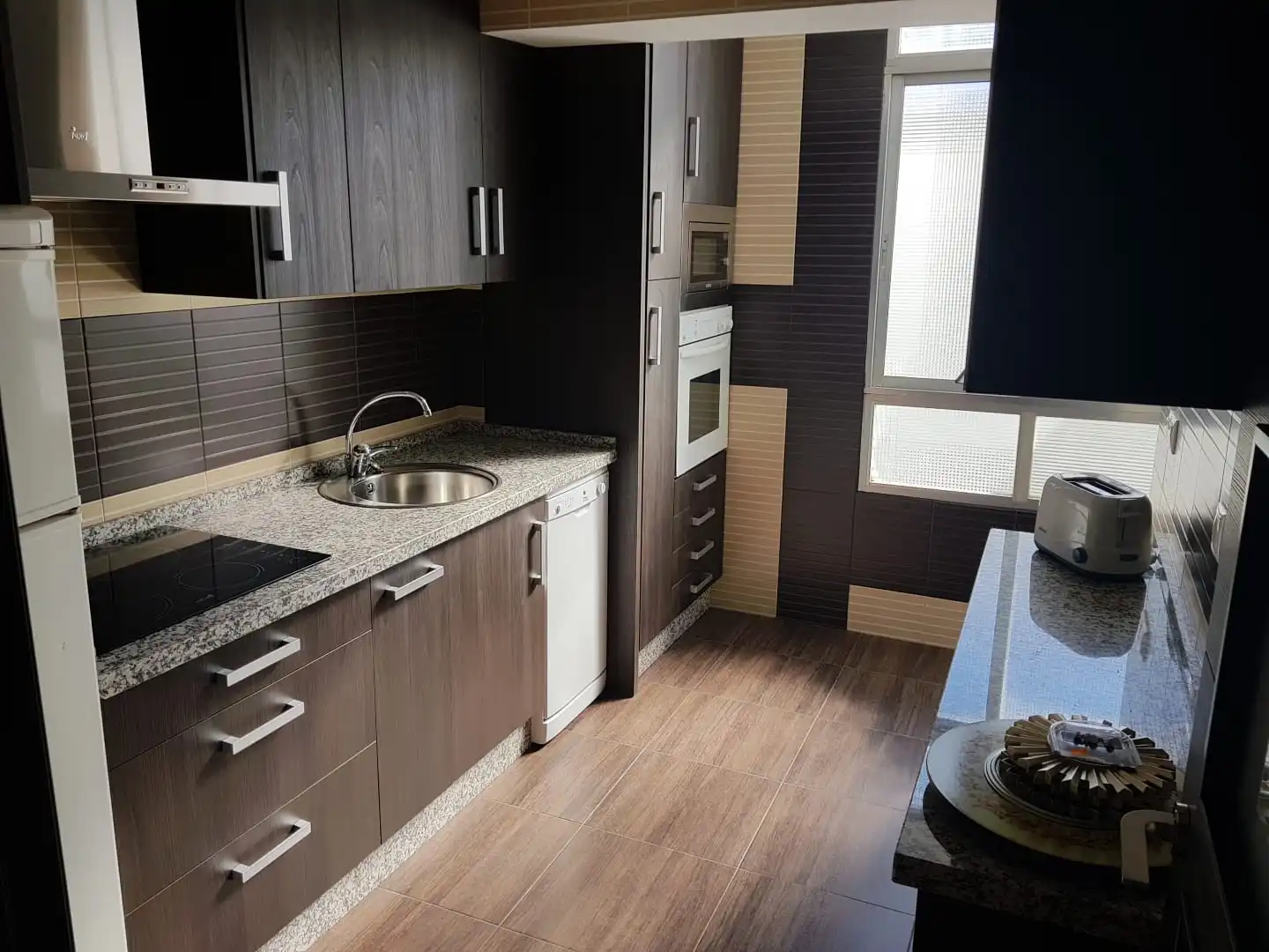 Cocina de Piso de alquiler en Cáceres con Aire acondicionado, Calefacción y Terraza