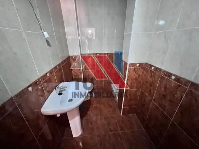 Baño de Piso en venta en El Carpio de Tajo con Calefacción, Parquet y Balcón