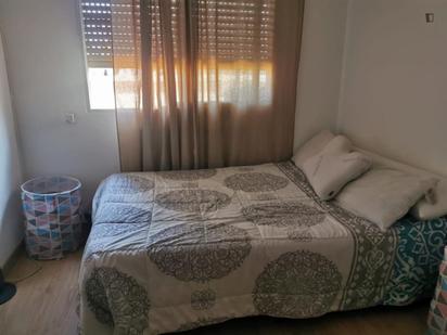 Bedroom of Apartment to share in  Madrid Capital  with Air Conditioner