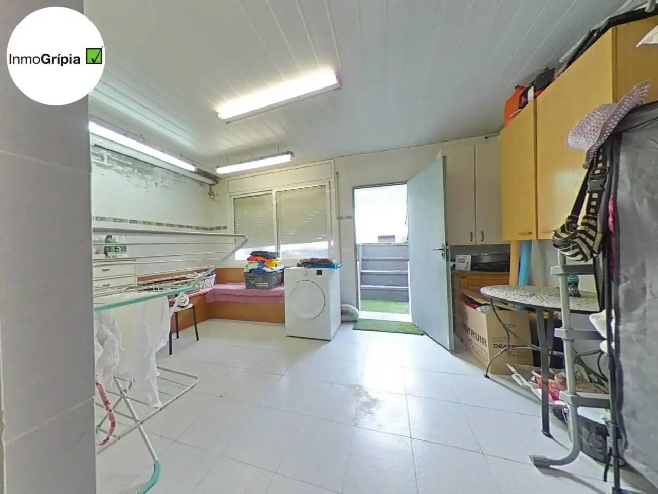 Houses for sale in Terrassa  with Air Conditioner, Heating and Parquet flooring
