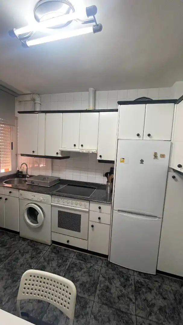 Cuina de Pis en venda en Portugalete amb Calefacció, Parquet i Moblat