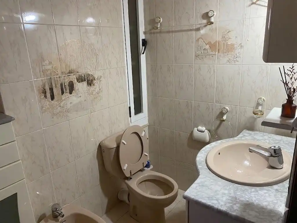 Bathroom of Flat for sale in Silla  with Balcony