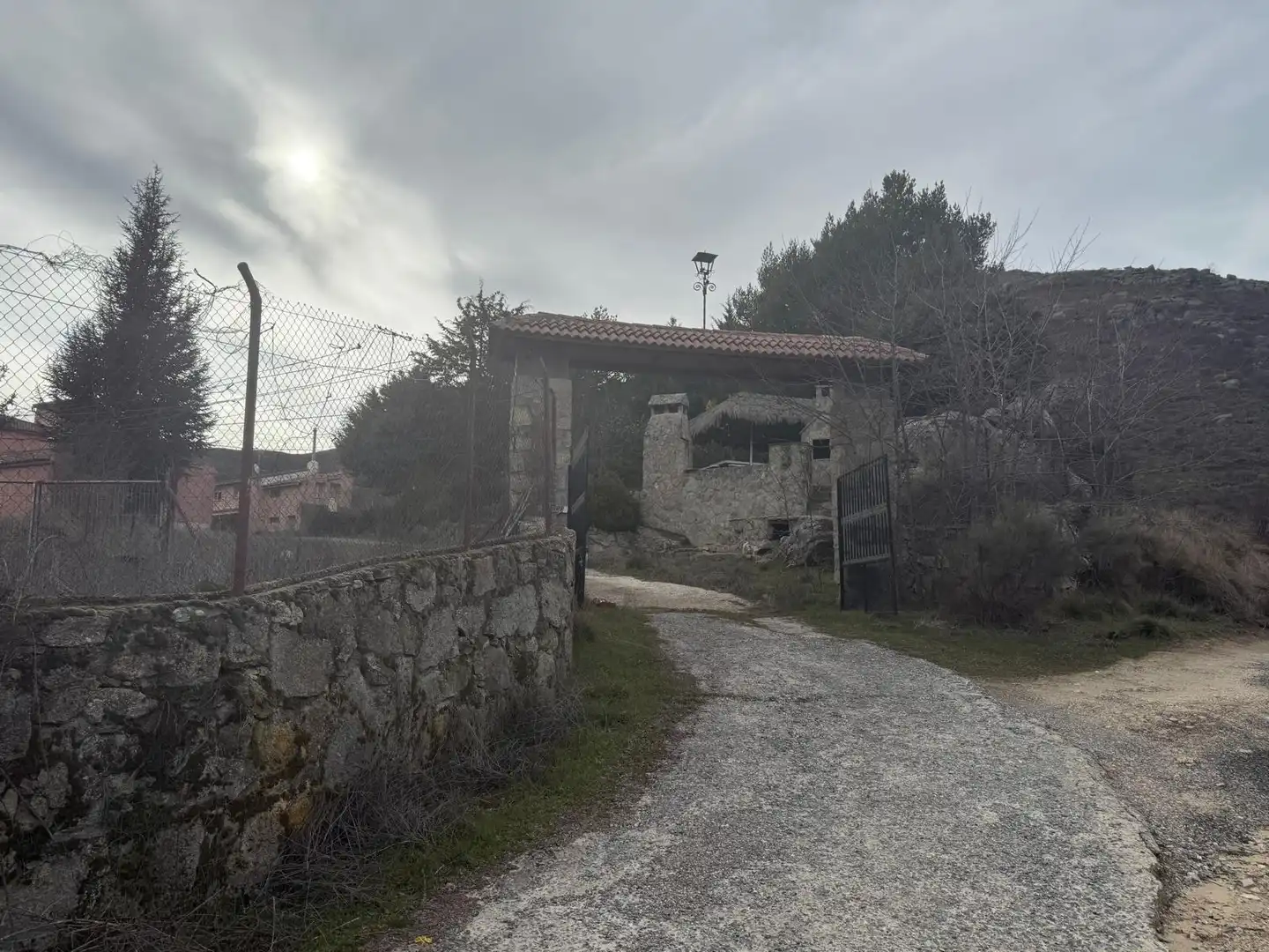 Vista exterior de Casa o chalet en venta en San Martín del Pimpollar con Calefacción, Jardín privado y Terraza