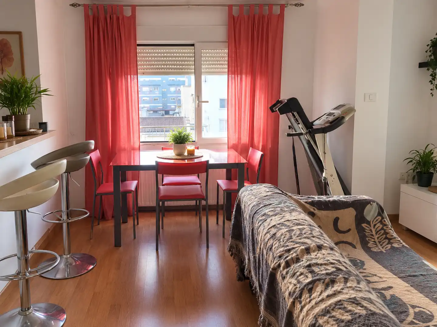 Wohnung mit Terrasse zum Verkauf in Calle Teniente Juan Bregante