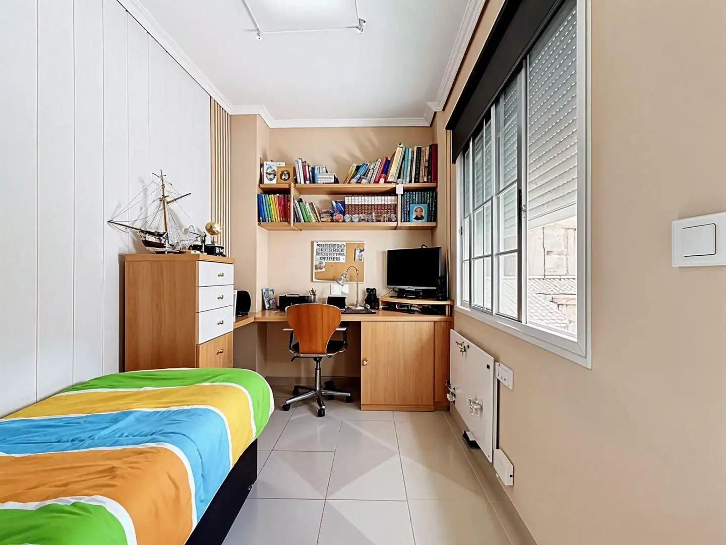 Bedroom of Houses for sale in Valencia  with Air Conditioner, Heating and Parquet flooring
