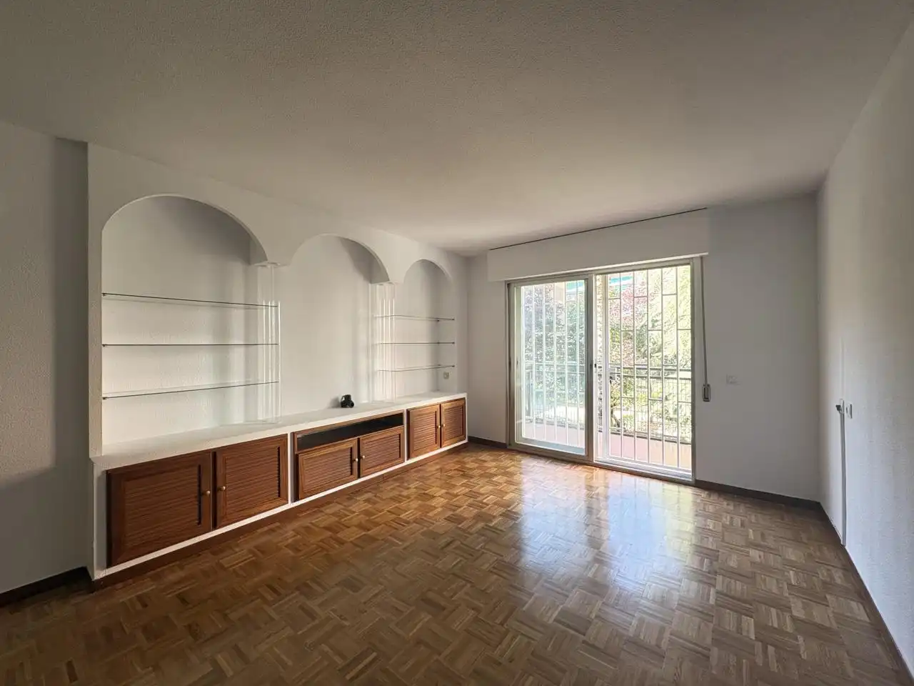 Living room of Flat for rent in Rivas-Vaciamadrid  with Heating, Parquet flooring and Terrace