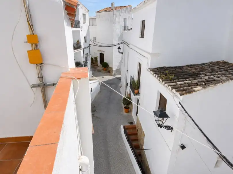 Vista exterior de Casa o xalet en venda en Casares amb Terrassa i Balcó