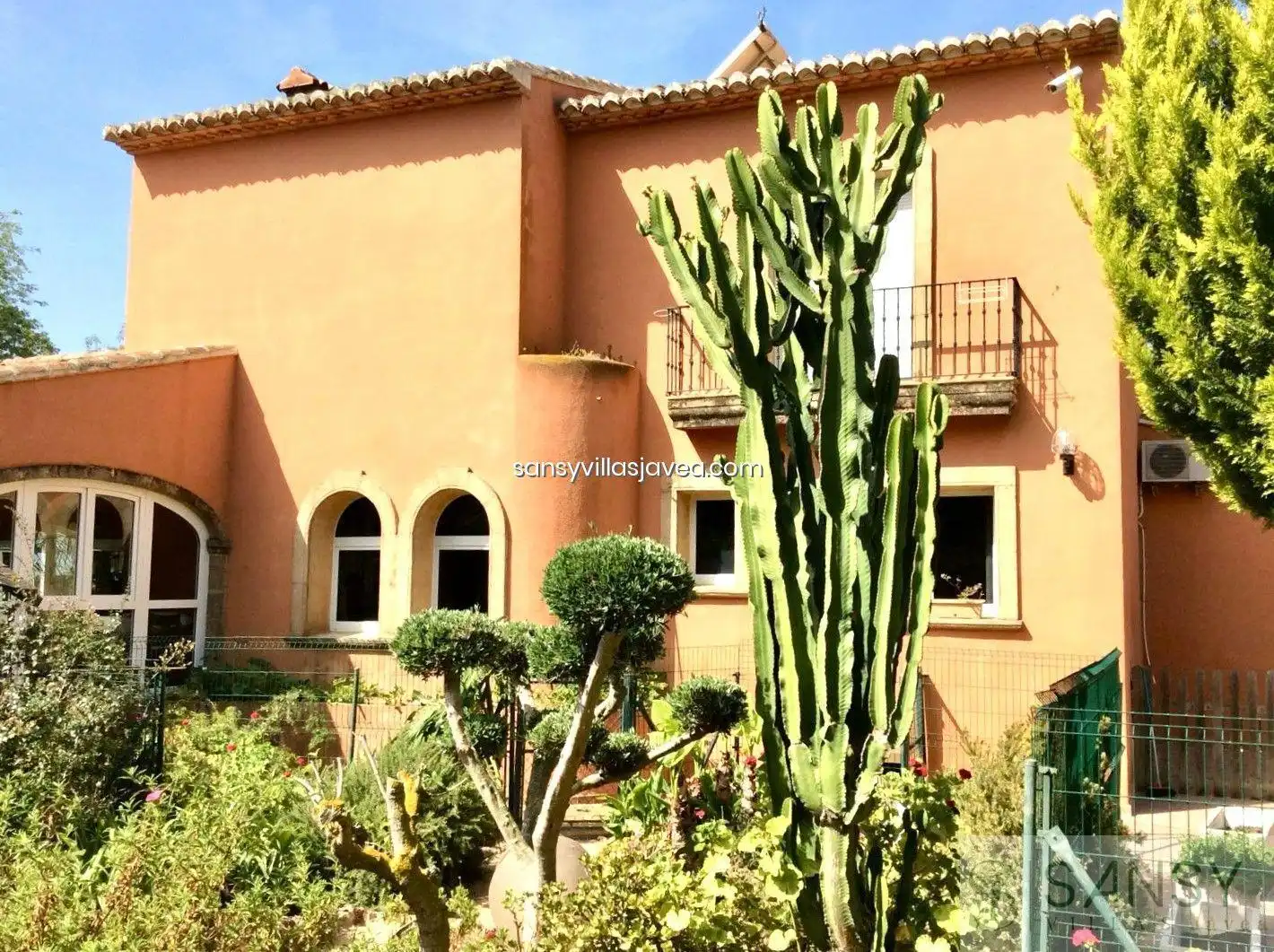 Garden of Houses for sale in Jávea / Xàbia  with Air Conditioner, Storage room and Furnished