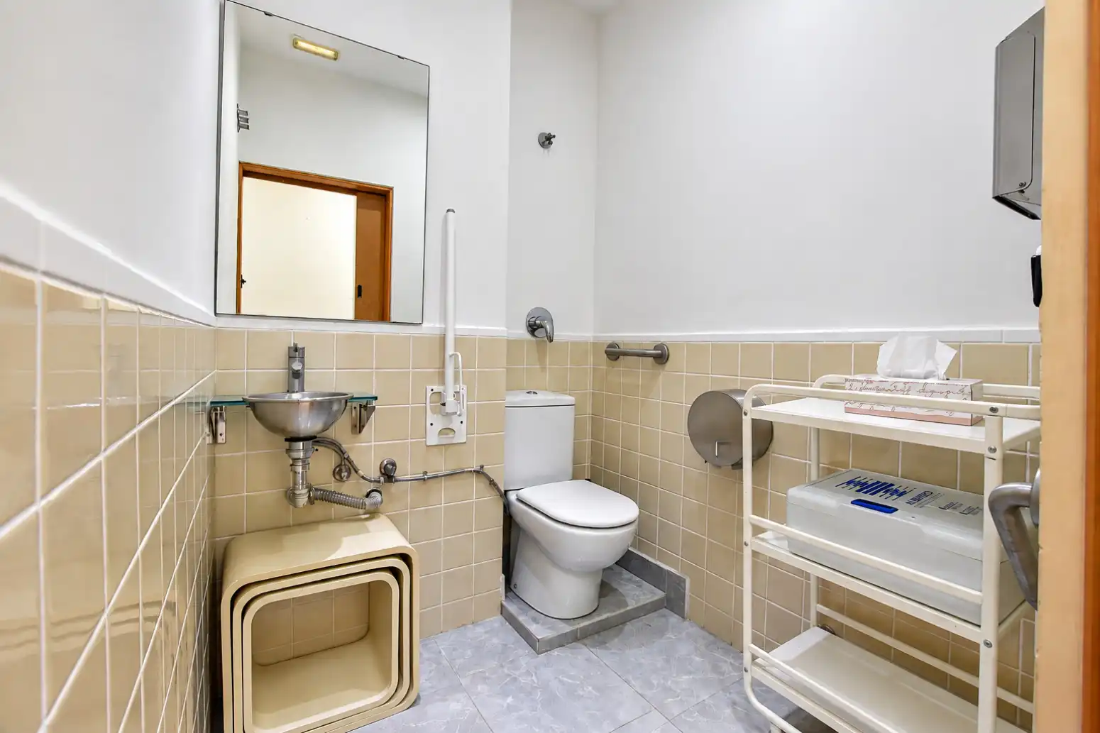 Bathroom of Commercial properties for sale in Valencia