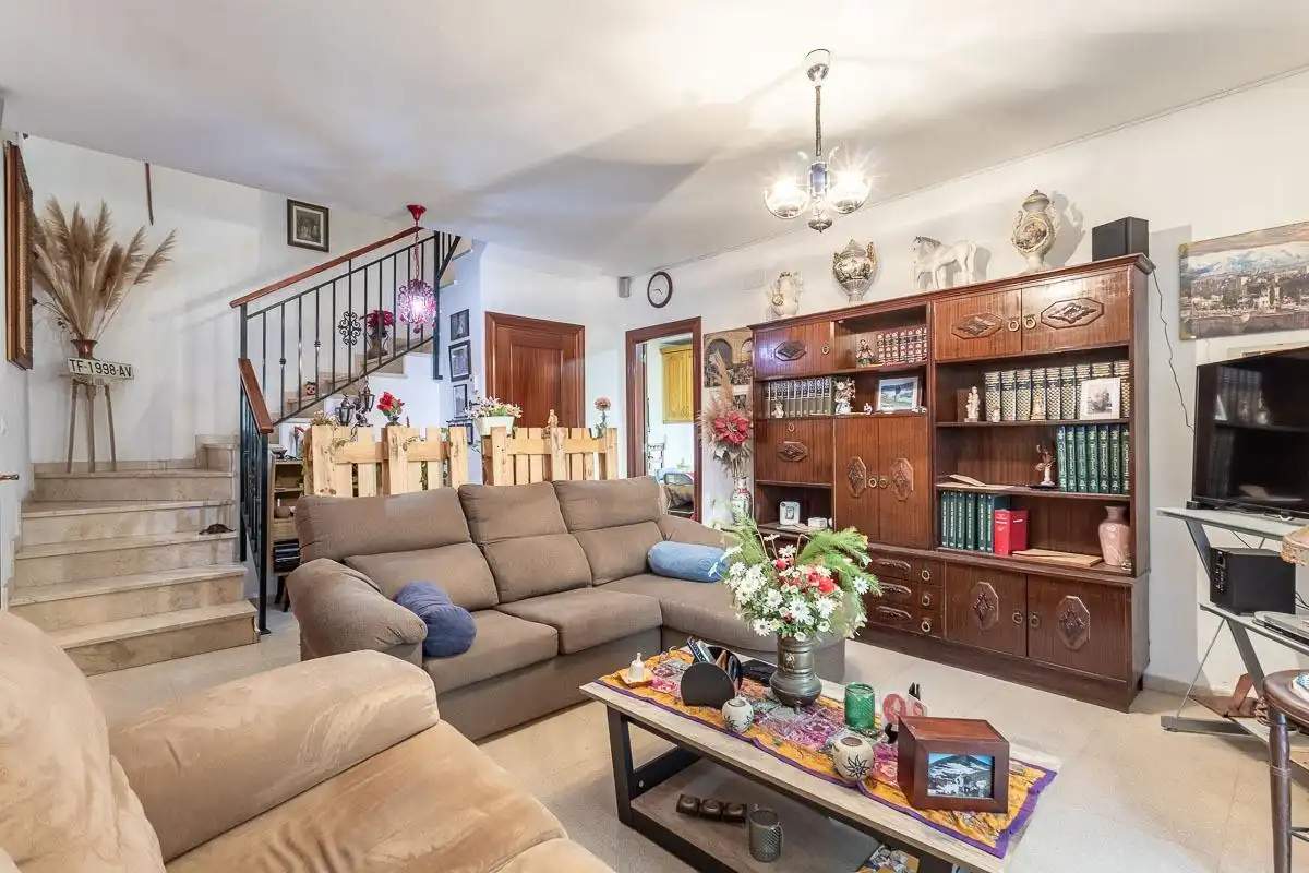 Living room of Detached homes for sale in Alhendín  with Heating, Terrace and Balcony